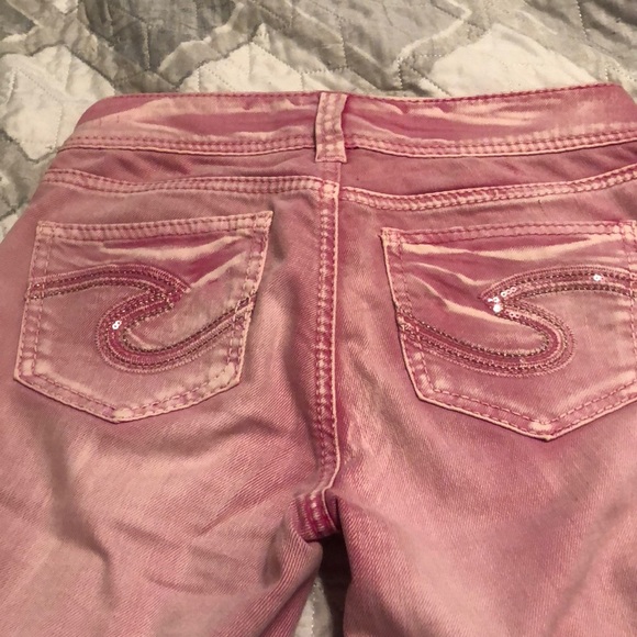 Distressed pink Capri - Picture 4 of 5